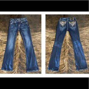 Girls Wrangler boot cut darker wash - sequin back pockets. size 14 Worn once.